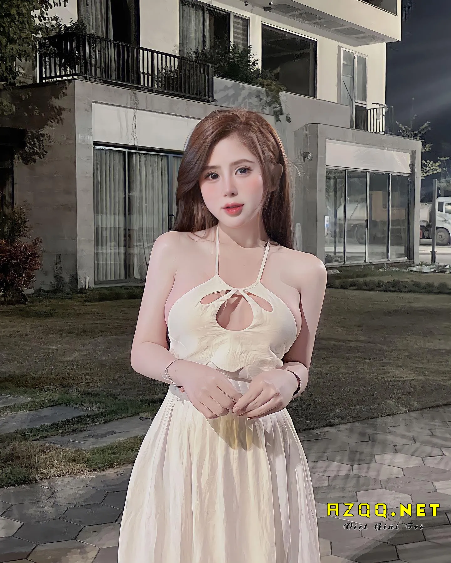 huynh-que-trinh-sexy-goi-cam-11.webp